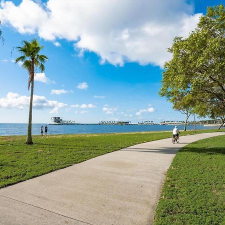 Апартаменти Frontdesk The Wayland Apts Downtown St Pete Сент-Пітерсбург Екстер'єр фото