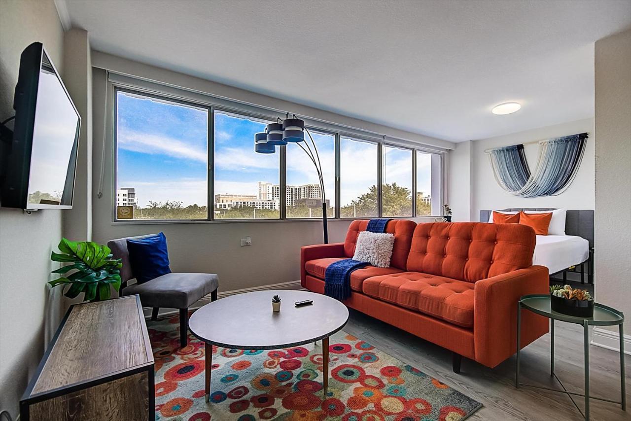 Апартаменти Frontdesk The Wayland Apts Downtown St Pete Сент-Пітерсбург Екстер'єр фото